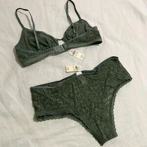 NWT Aerie Island Breeze M/L Sparkly Bralette Lace Panty Set